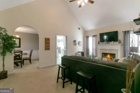 215 Avonlea Dr, Covington, GA 30016 photo 9