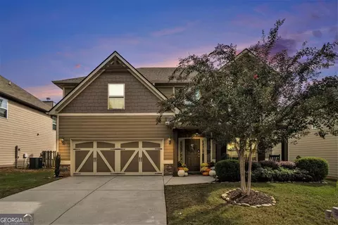 14 Ambrey Ln, Newnan, GA 30263