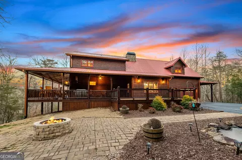 42 Overlook Rd #18, Blue Ridge, GA 30513