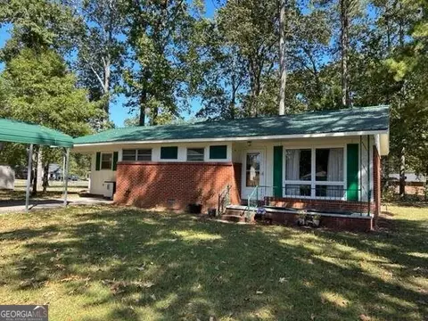 113 Burton Dr, Calhoun, GA 30701