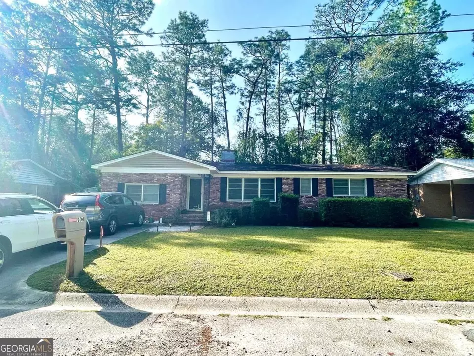 904 Richmond Ave, Waycross, GA 31501 29 Photos Movoto