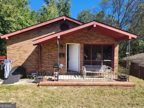 1855 Woodliff St, Macon, GA 31201