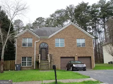7092 Sir Charles Ct, Riverdale, GA 30274