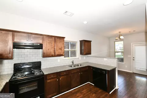 532 Tulip Ln, Mcdonough, GA 30252 photo 13