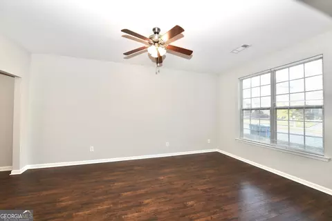 532 Tulip Ln, Mcdonough, GA 30252 photo 5