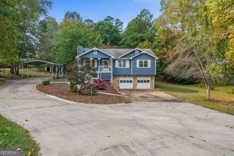 37 Stonehedge Dr, Dawsonville, GA 30534