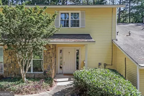 6812 Glenridge Dr #F, Sandy Springs, GA 30328