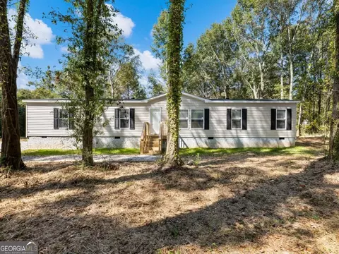99 Arnold Rd SE, Statham, GA 30666