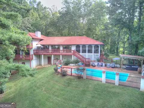 31 Kies Weg, Helen, GA 30545