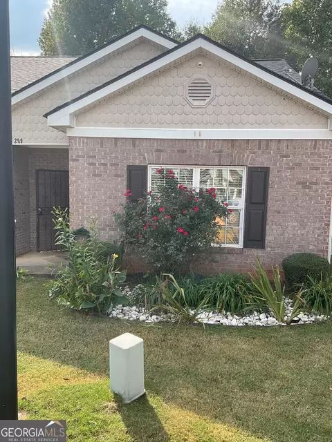 299 Tara Woods Dr, Riverdale, GA 30274