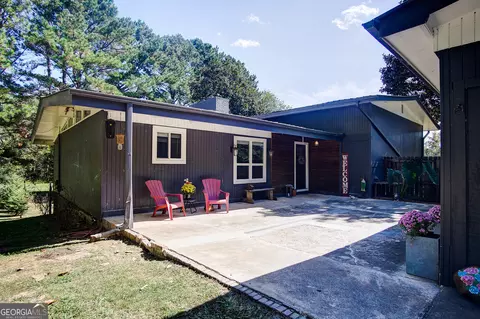 211 Ivey Dr NW, Calhoun, GA 30701
