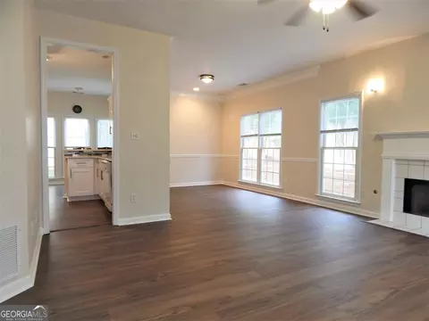 3762 Summer Rose Dr, Chamblee, GA 30341 photo 15