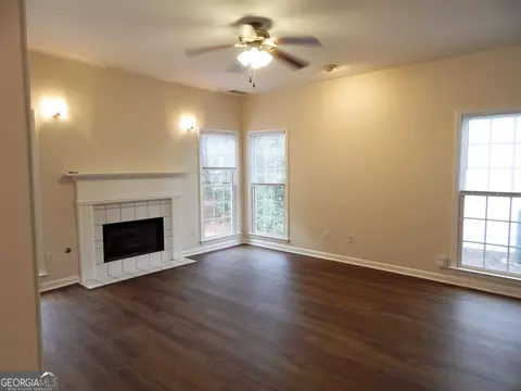 3762 Summer Rose Dr, Chamblee, GA 30341 photo 9