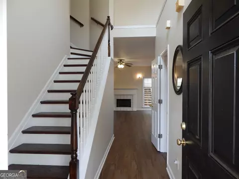 3762 Summer Rose Dr, Chamblee, GA 30341 photo 5