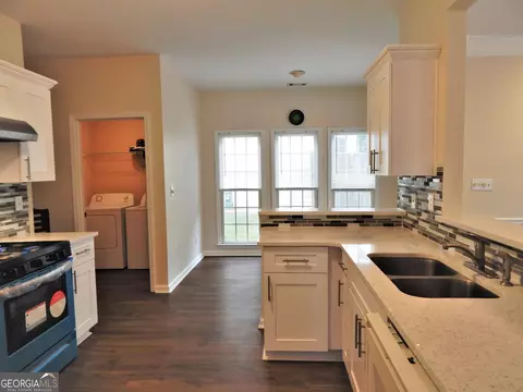 3762 Summer Rose Dr, Chamblee, GA 30341 photo 18