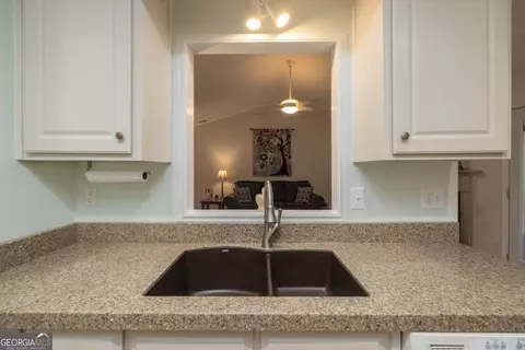 1619 Madison Dr, Bethlehem, GA 30620 photo 10