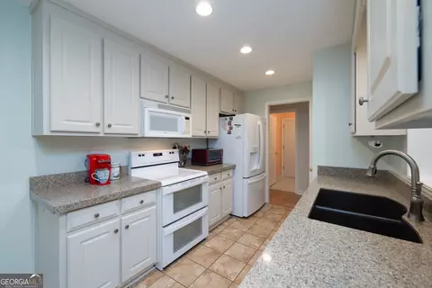 1619 Madison Dr, Bethlehem, GA 30620 photo 9