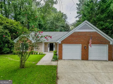 674 Egret Ct, Lawrenceville, GA 30044