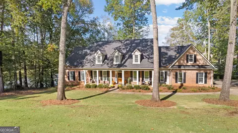 320 Birkdale Dr, Fayetteville, GA 30215