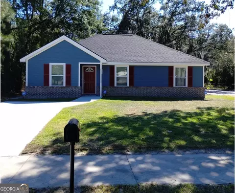 609 W 57th St, Savannah, GA 31405