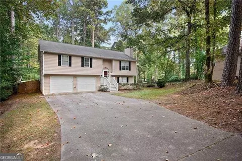 3890 Mountain View Rd NW, Kennesaw, GA 30152
