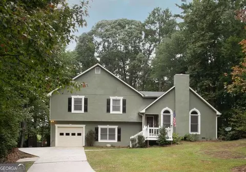 207 Davis Ct, Hiram, GA 30141