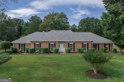 365 Saddle Creek Cir, Roswell, GA 30076