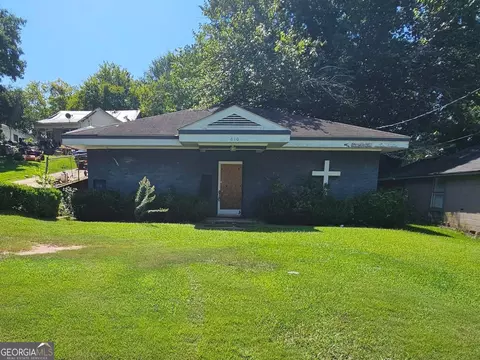 610 44th St, Columbus, GA 31904