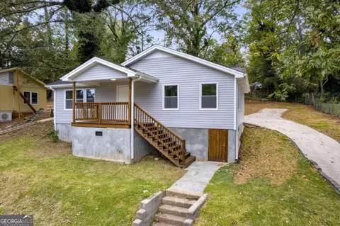 660 Hillcrest Ave, Gainesville, GA 30501