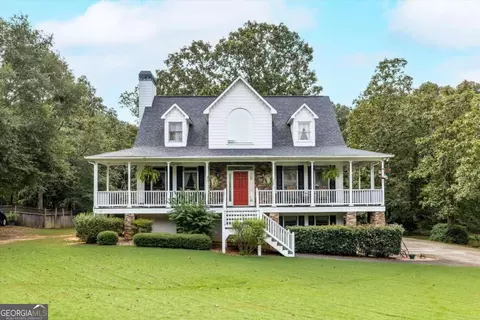 22 Bucky St, Euharlee, GA 30145