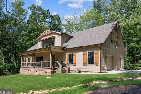 95 Oak Ridge Ln, Jasper, GA 30143