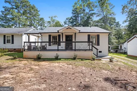 517 W Main St, Manchester, GA 31816