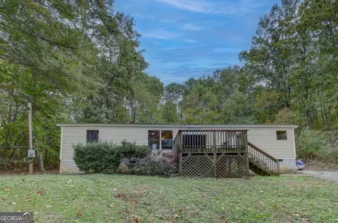 1162 Wax Rd SE, Silver Creek, GA 30173