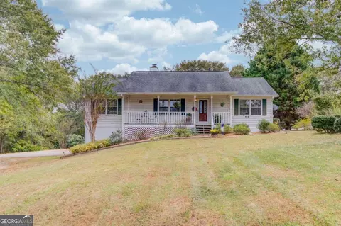 2300 Camp Ln, Loganville, GA 30052