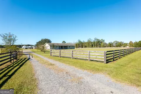 9210 Dry Lake Rd, Quitman, GA 31643