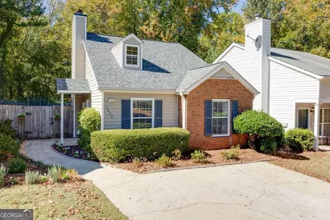 2680 Saint Charles Ln NW, Kennesaw, GA 30144