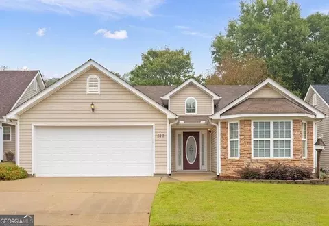 519 Hunterian Pl, Newnan, GA 30265