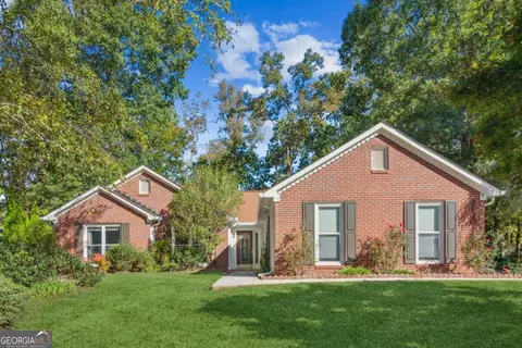 3160 Summit Place Dr, Loganville, GA 30052