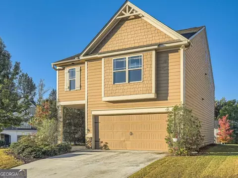 275 Stillwood Dr, Newnan, GA 30265