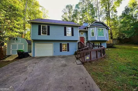 27 Russell Dr, Hiram, GA 30141