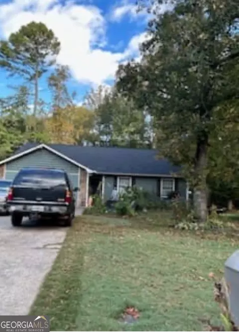 4943 Cold Springs Dr NW, Lilburn, GA 30047