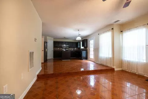 1840 Sandy Trail Dr, Hampton, GA 30228 photo 9