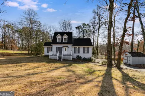 3090 Stone Oak Dr, Douglasville, GA 30135