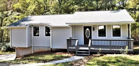 4299 Daniel Dr, Winston, GA 30187