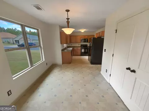 4937 Summersun Dr, Morrow, GA 30260 photo 13
