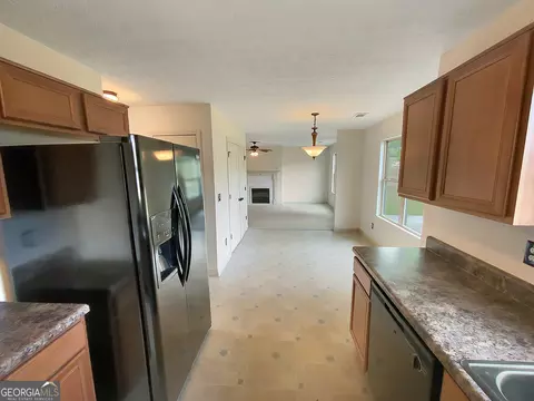 4937 Summersun Dr, Morrow, GA 30260 photo 12