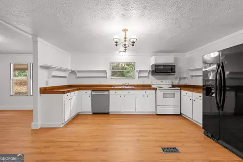 1029 E Mize Rd, Demorest, GA 30535 photo 13