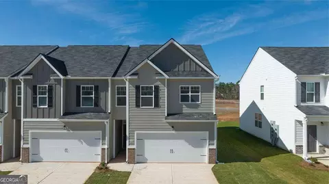 1059 King Iron Dr, Lawrenceville, GA 30045