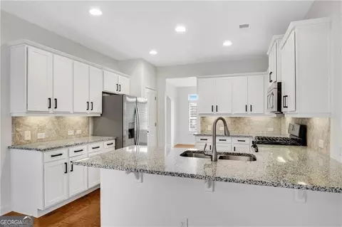 4148 Baverton Dr N, Suwanee, GA 30024