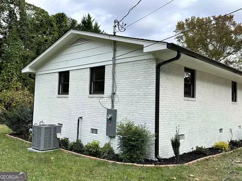 314 Spring St, Toccoa, GA 30577 photo 2